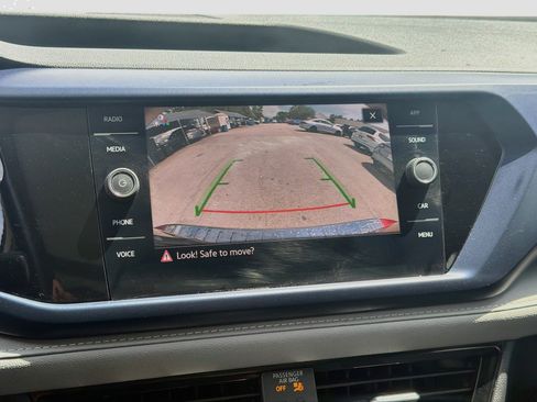 Certified 2023 Volkswagen Taos SE FWD image 13