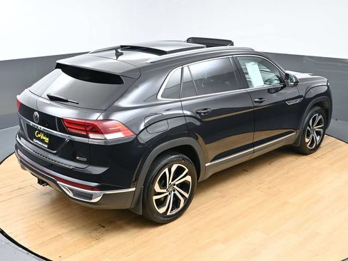 Used 2021 Volkswagen Atlas Cross Sport SEL Premium AWD/4WD image 46