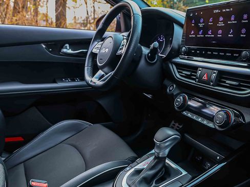 Certified 2023 Kia Forte GT-Line w/ GT-Line Premium Package image 26