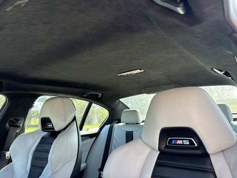 Used 2021 BMW M5 image 22