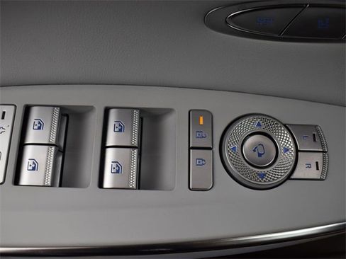 Used 2026 Genesis GV70 2.5T Advanced image 28