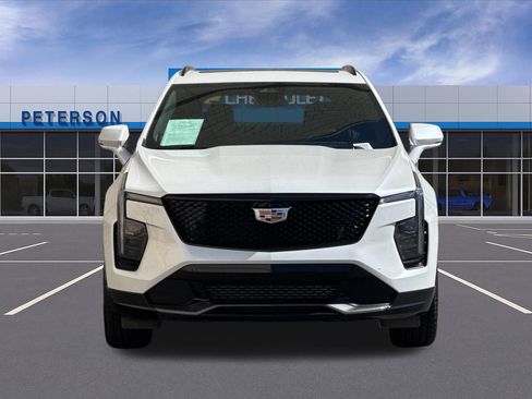 Used 2024 Cadillac XT4 Sport AWD/4WD image 9