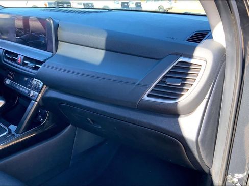 Used 2024 Kia Seltos EX image 19