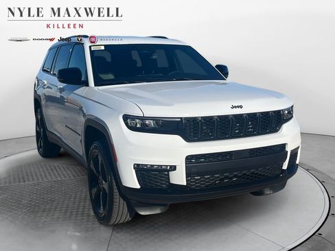 New 2025 Jeep Grand Cherokee L Limited image 2