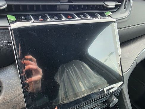 New 2025 Jeep Grand Cherokee Limited image 19