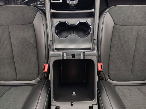 New 2026 Jeep Grand Cherokee L 4WD image 30