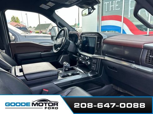 Used 2022 Ford F150 Lariat w/ Equipment Group 502A High AWD/4WD image 3