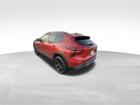 Certified 2024 Chevrolet Trax ACTIV w/ Driver Confidence Package image 8