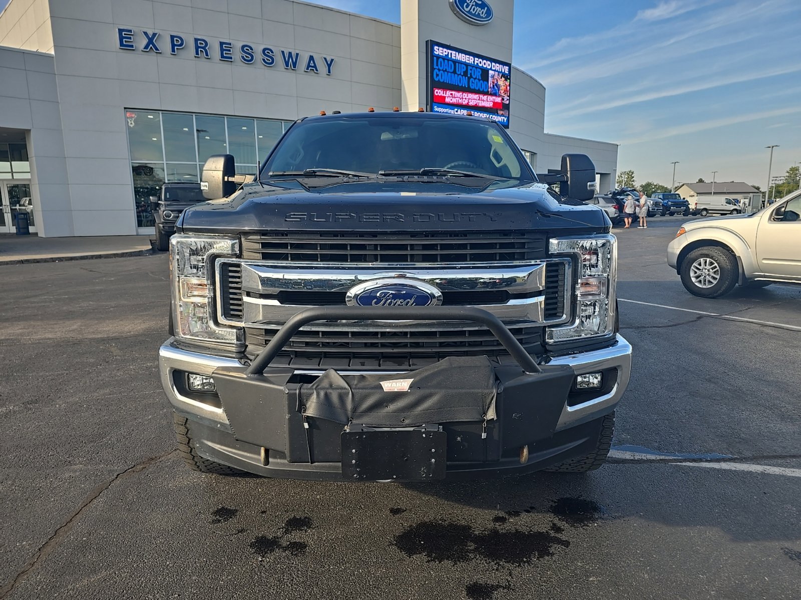 Used 2018 Ford F350 XLT w/ XLT Value Package AWD/4WD image 2
