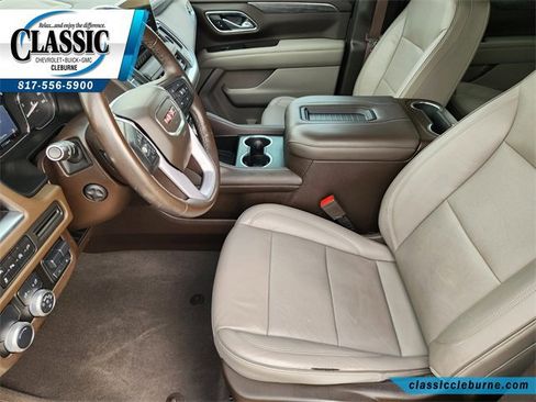 Used 2021 GMC Yukon SLT w/ SLT Luxury Plus Package image 13