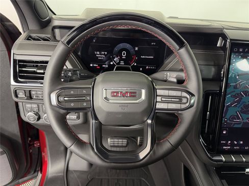 New 2026 GMC Yukon AT4 Ultimate w/ LPO, Floor Liner Package AWD/4WD image 28