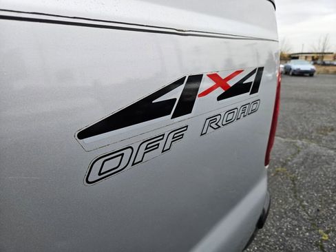 Used 1999 Ford F250 Lariat image 10