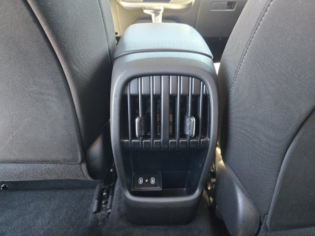 Used 2025 Hyundai Kona SEL FWD image 12