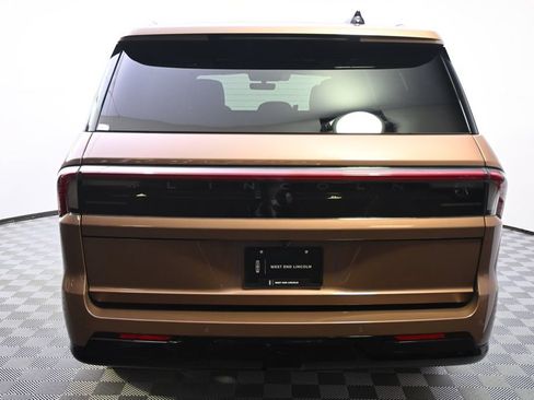 New 2026 Lincoln Navigator L Black Label AWD/4WD image 5