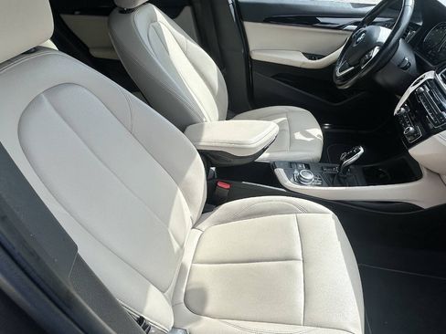 Used 2021 BMW X1 sDrive28i w/ Convenience Package FWD image 10