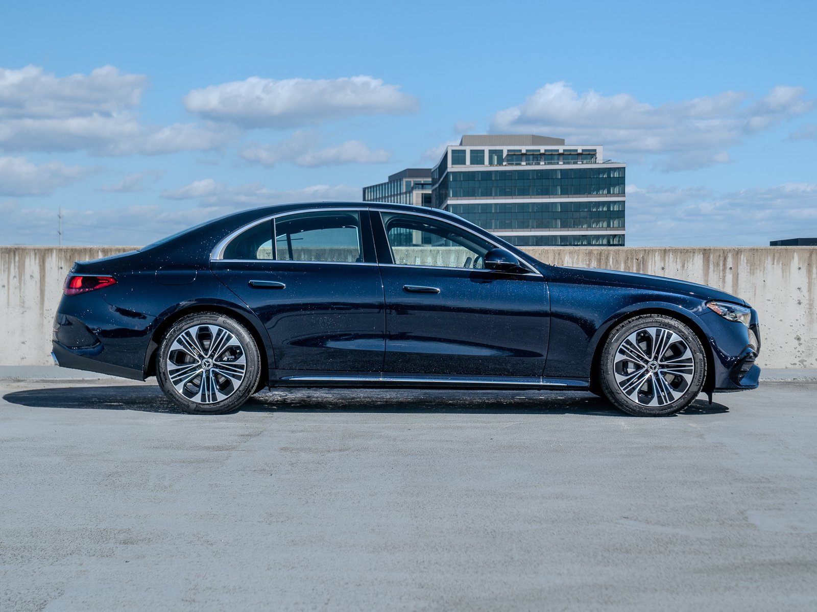 Used 2026 Mercedes-Benz E 350 4MATIC Sedan image 6