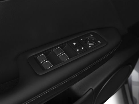 Used 2022 Lexus RX 350L Luxury w/ Accessory Package (Z1) FWD image 13