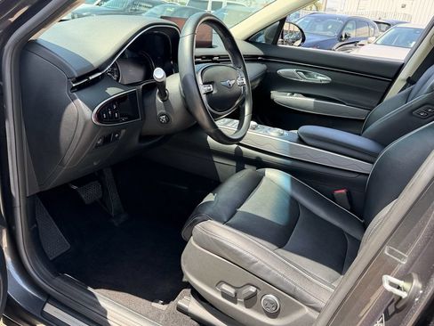 Used 2022 Genesis GV70 2.5T w/ Advanced Package AWD/4WD image 11