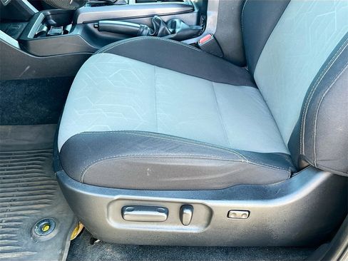 Used 2023 Toyota Tacoma TRD Off-Road image 18