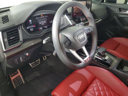 Used 2023 Audi SQ5 Prestige w/ Prestige Package AWD/4WD image 24