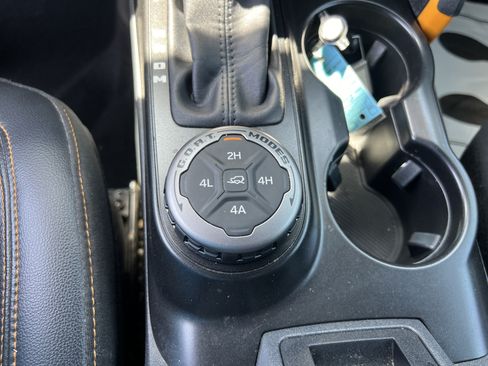 Used 2023 Ford Bronco Badlands AWD/4WD image 26