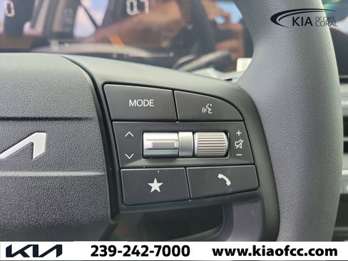 New 2026 Kia K4 FWD image 23