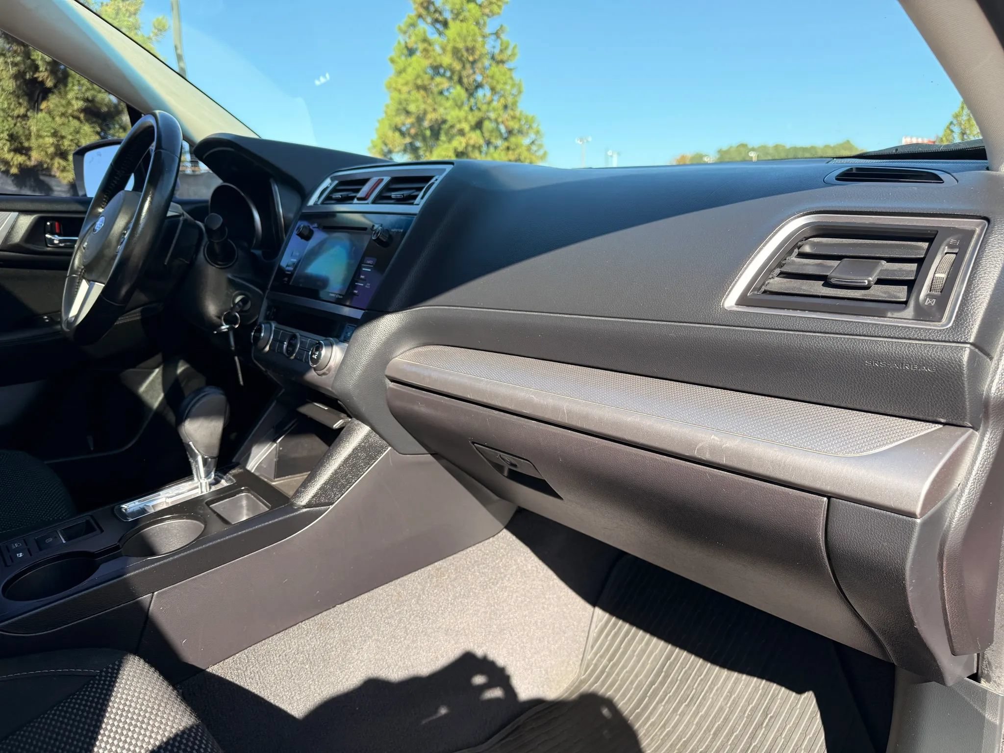 Used 2017 Subaru Outback 2.5i Premium AWD/4WD image 19