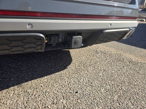 Used 2024 Volkswagen Atlas Peak Edition SE image 14