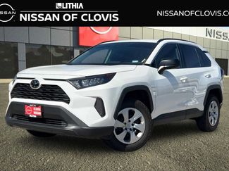 Used 2020 Toyota RAV4 LE FWD video 1