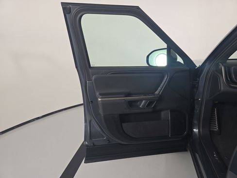 Used 2024 Rivian R1S Adventure AWD/4WD image 16