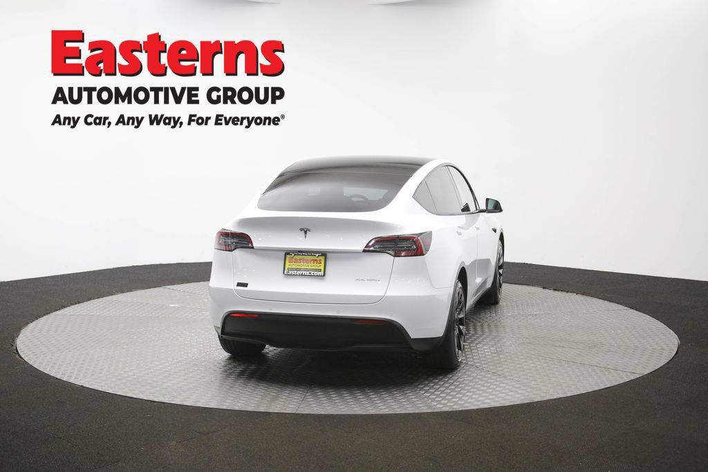 Used 2022 Tesla Model Y Long Range AWD/4WD image 35