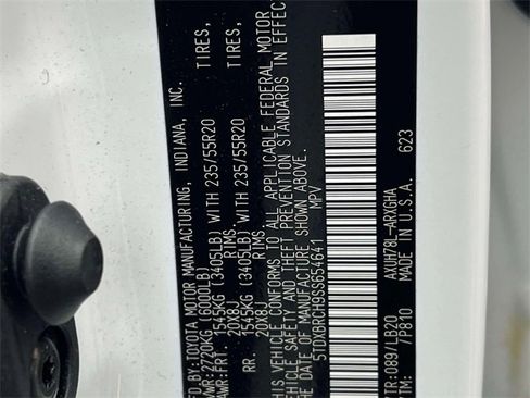 Certified 2025 Toyota Highlander Limited image 25