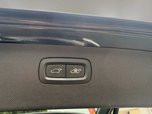 Used 2017 Volvo XC90 T6 Inscription w/ Vision Package AWD/4WD image 43
