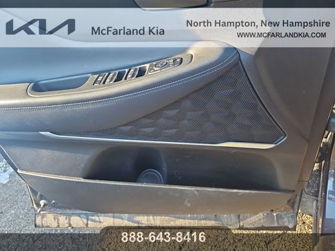 Used 2023 Hyundai Santa Fe Limited image 12