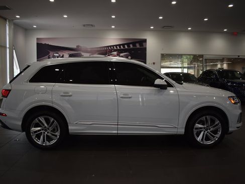 Used 2023 Audi Q7 3.0T Premium Plus w/ Premium Plus Package AWD/4WD image 8