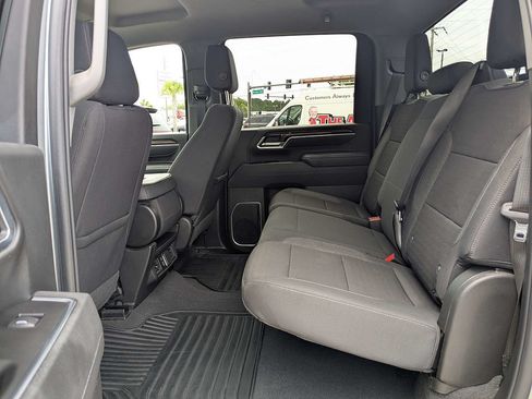 Used 2025 Chevrolet Silverado 2500 LT w/ Convenience Package AWD/4WD image 13