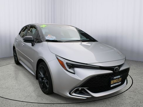 Used 2024 Toyota Corolla XSE image 1