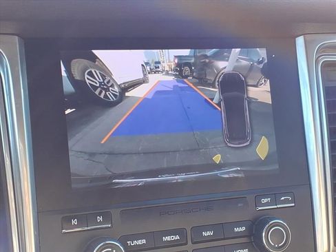 Used 2017 Porsche Macan image 23