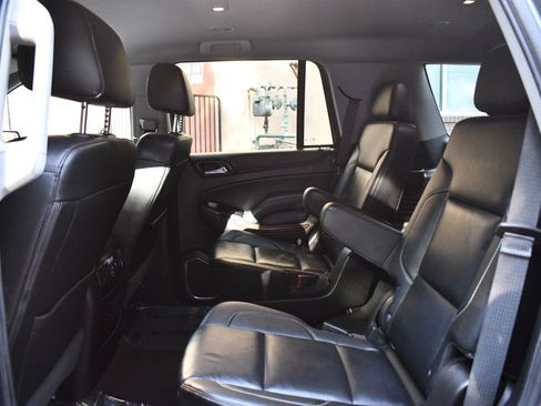 Used 2020 Chevrolet Tahoe LT image 36