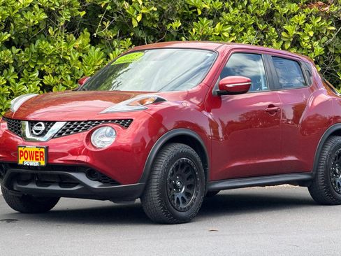 Used 2015 Nissan Juke SV AWD/4WD image 8