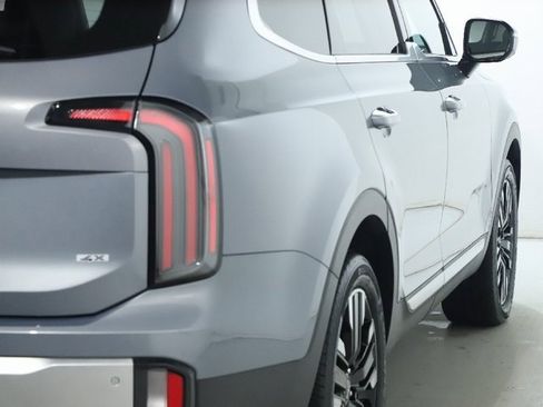 Used 2024 Kia Telluride SX Prestige image 8