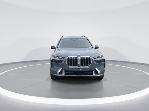 New 2026 BMW X7 xDrive40i image 3