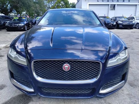 Used 2017 Jaguar XF Premium RWD image 21