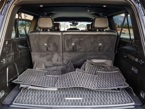 Certified 2024 Jeep Wagoneer L Series II w/ Flexible Seating Group image 27