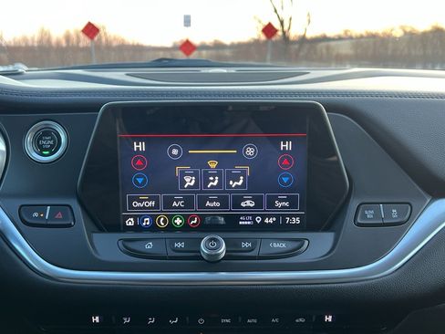 Used 2021 Chevrolet Blazer LT image 24