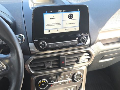 Used 2018 Ford EcoSport SE w/ SE Cold Weather Package image 30