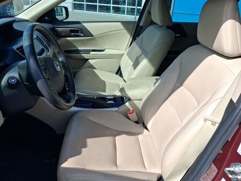 Used 2017 Honda Accord EX-L image 17