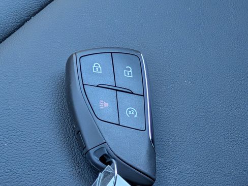 Used 2025 GMC Canyon Elevation w/ Convenience Package image 20