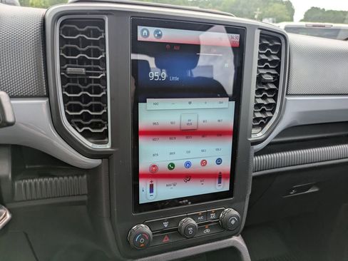 Used 2024 Ford Ranger XL image 12