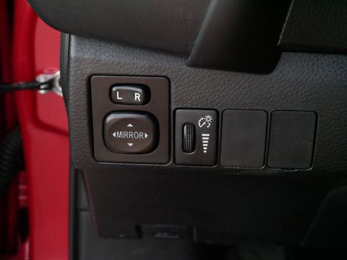 Certified 2019 Toyota Corolla XSE FWD image 27